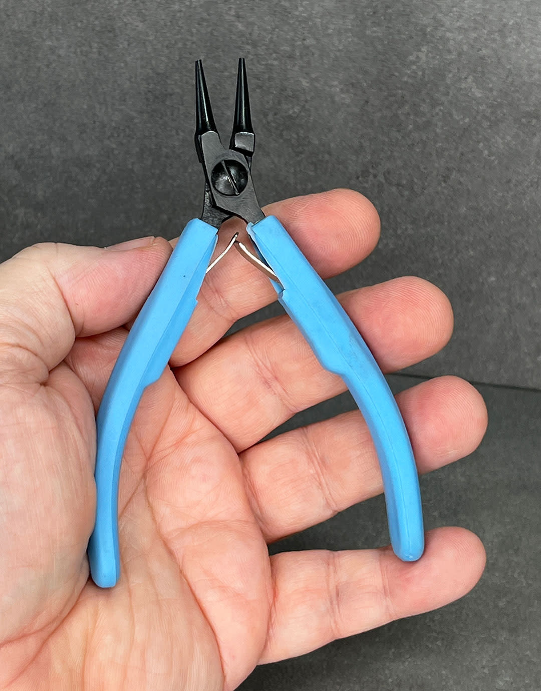 PL2510 = Jeweler's Elements Round Nose Plier