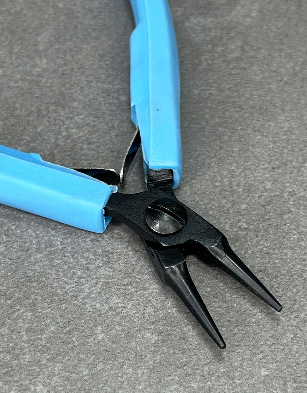 PL2510 = Jeweler's Elements Round Nose Plier