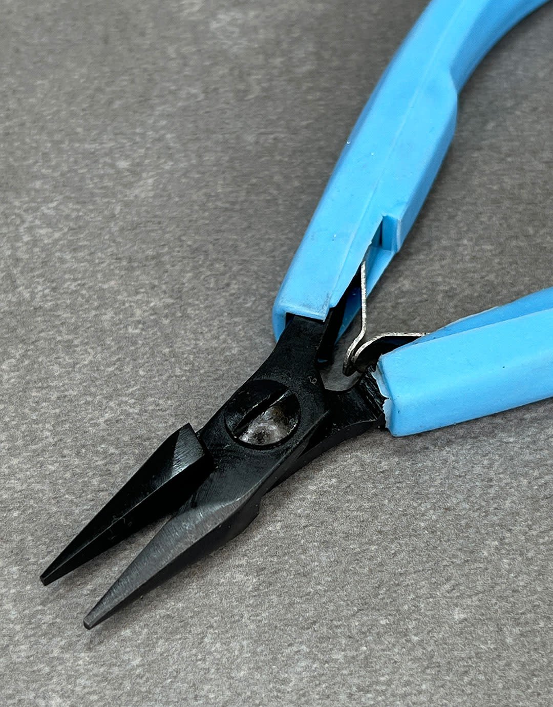 PL2500 = Jeweler's Elements Chain Nose Plier