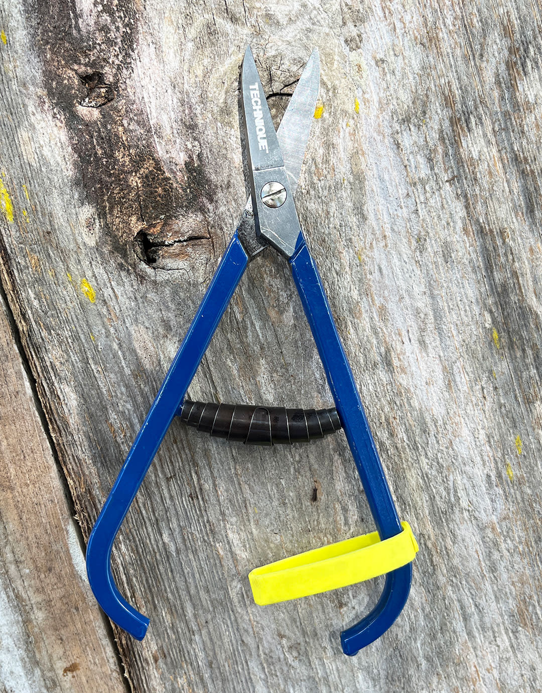 53.806 = Straight Metal Shear with Spring