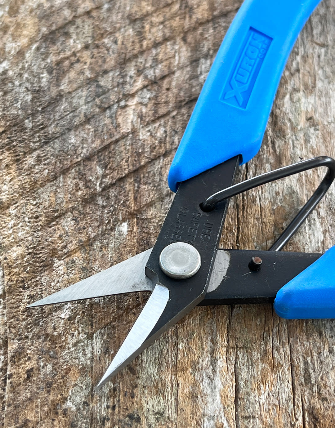Xuron PL49180NS = Xuron High Durability Shears with Polished Cutting Blades