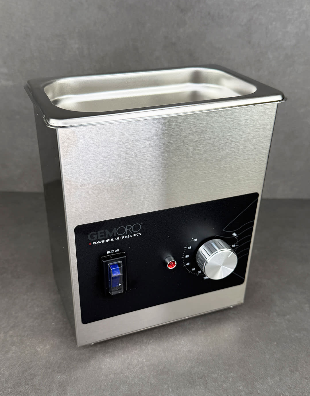 GemOro CL1731 = 1.5 Pint Next-Generation Ultrasonic Cleaner with Heater by GemOro
