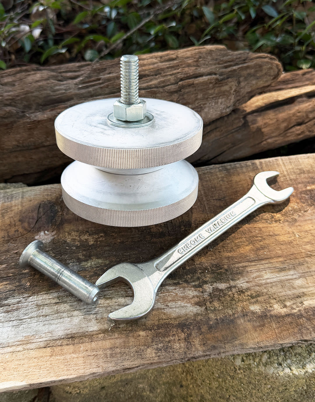 DA3100 = Anti-Clastic Bracelet Press