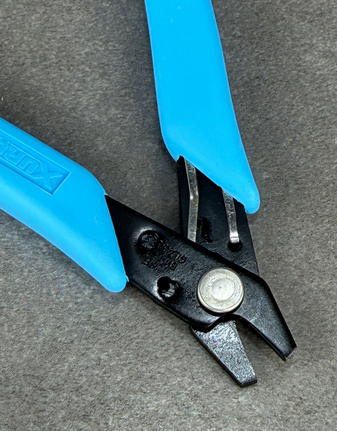 Xuron PL4691 = Xuron Double Flush Wire Cutter