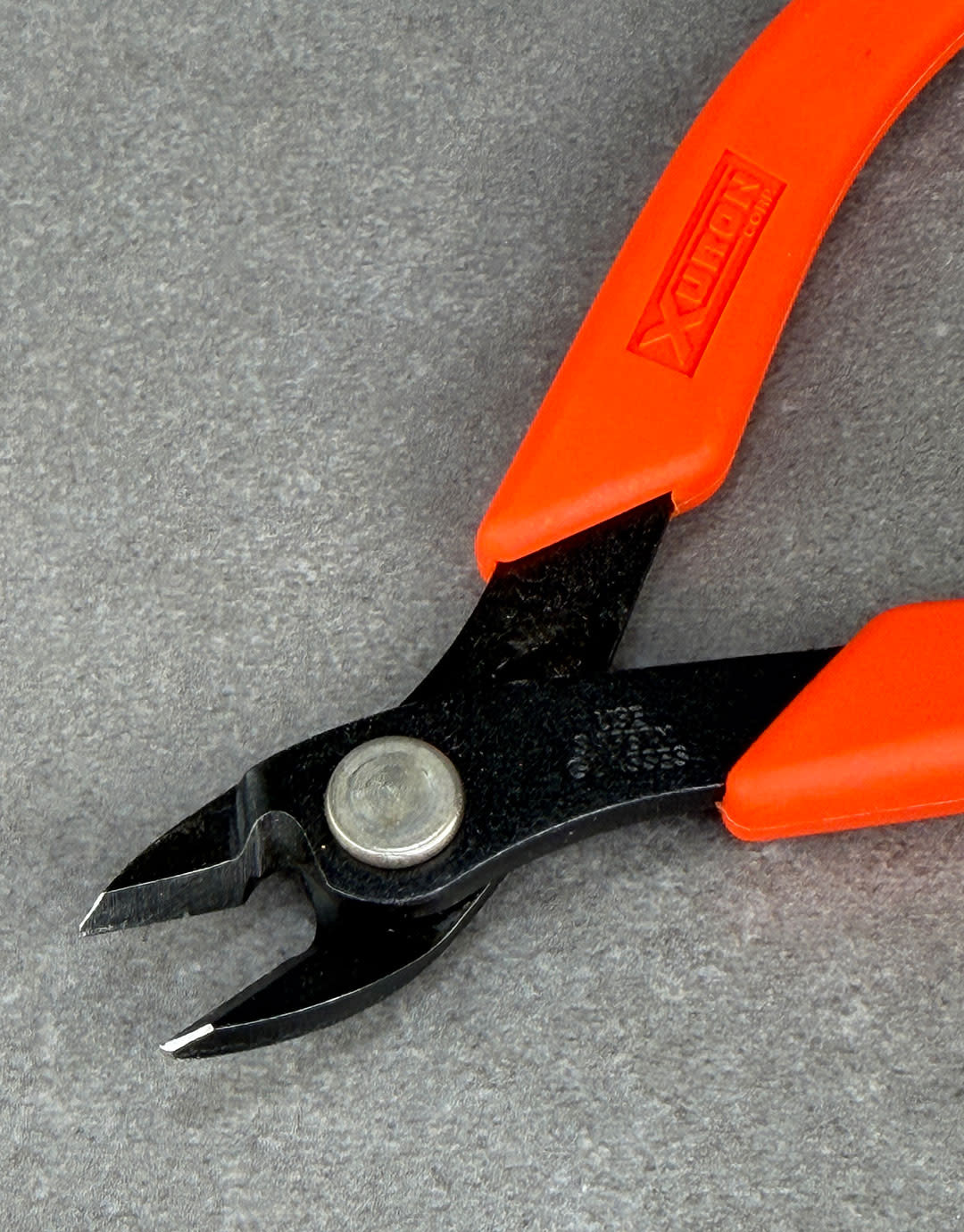 Xuron PL42175 = Xuron Flush Cutting Maxi Shear