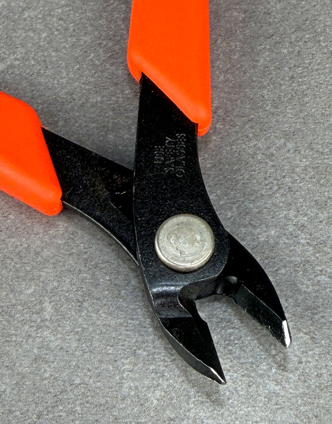Xuron PL42175 = Xuron Flush Cutting Maxi Shear