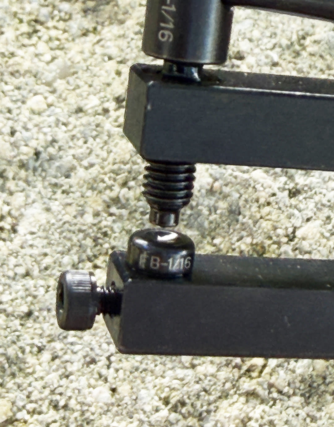 PN9090 = EZ-Rivet Tool 1/16'' by Beadsmith