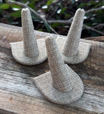 DRG3239 = Burlap Single Ring Finger Display 1/2 Round Base 2-1/8'' x 2-1/2'' x 2-1/8H'' (Pkg of 3)