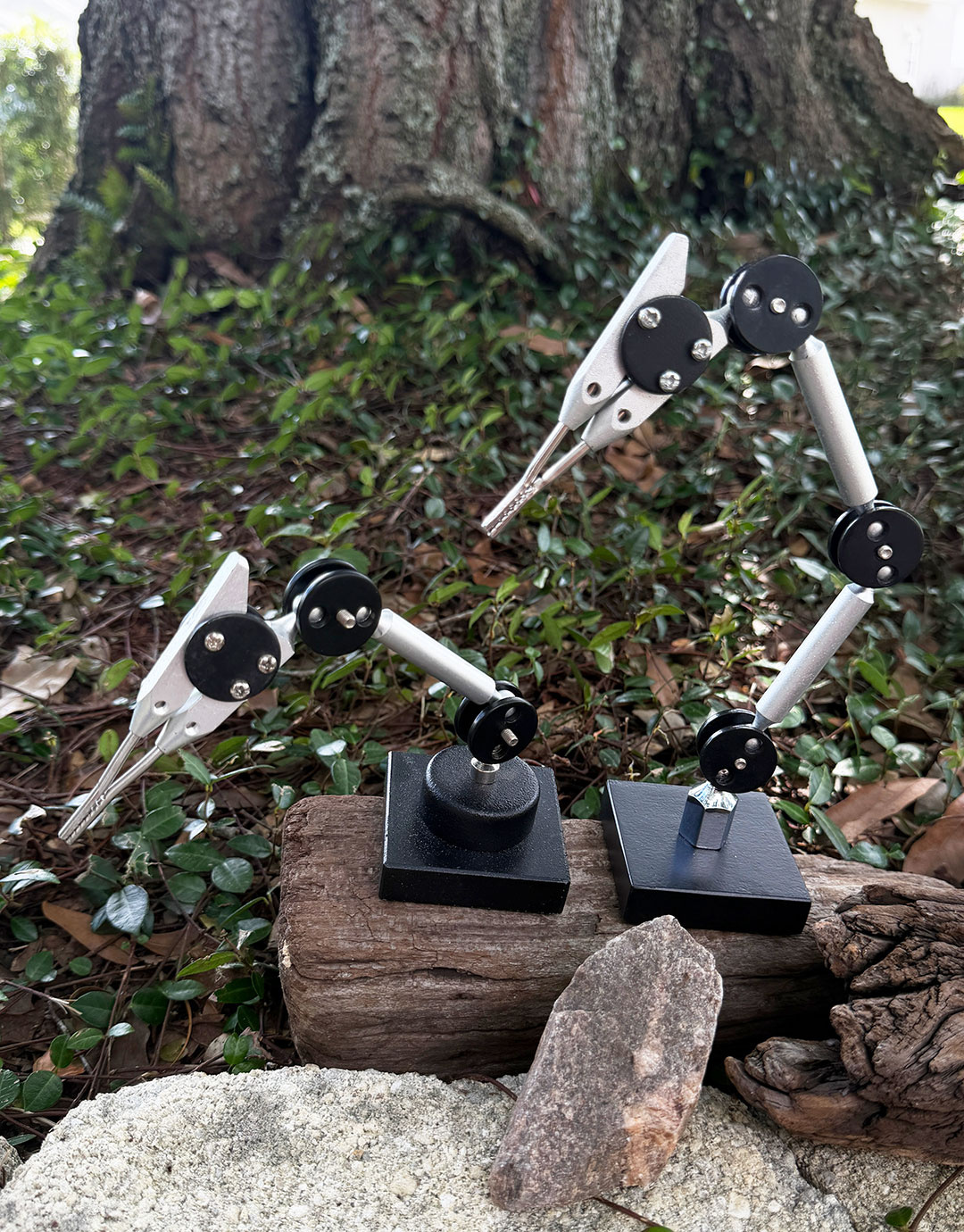 SO40 = Third Hand Single Soldering Stand
