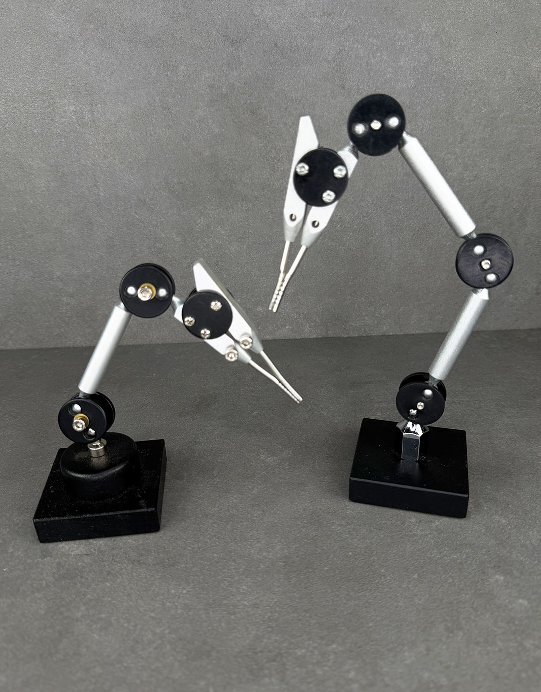 SO40 = Third Hand Single Soldering Stand