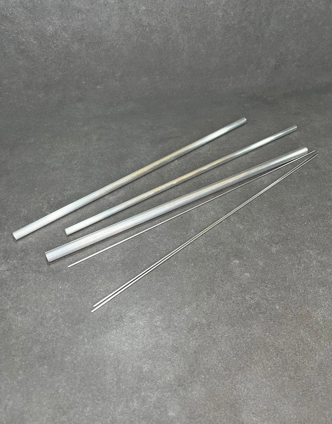 ARWR = Round Aluminum Rod 12" long