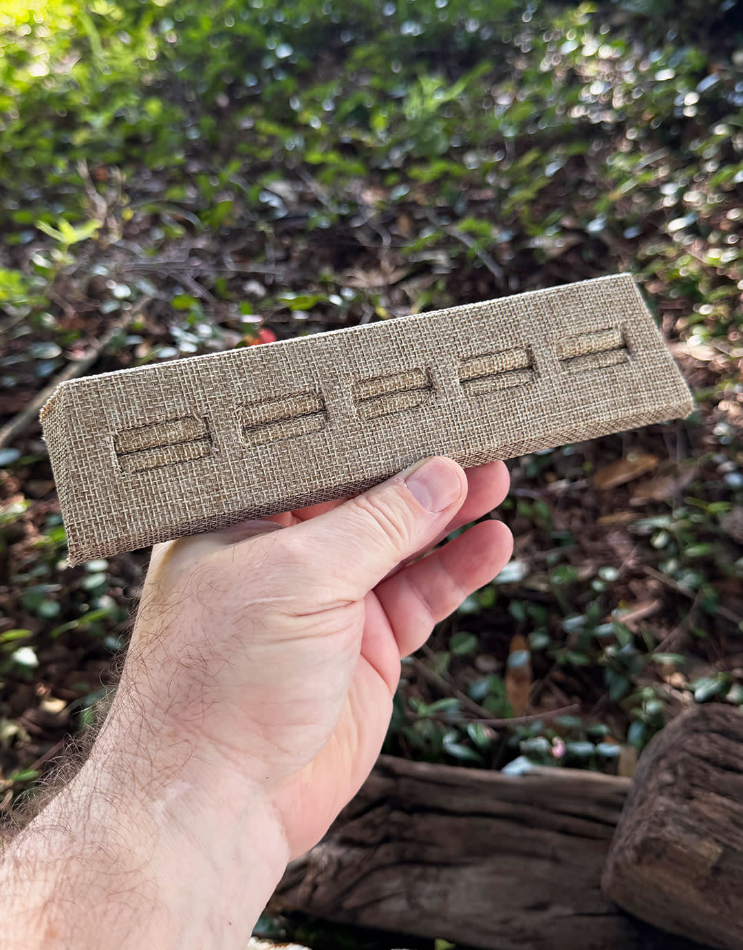 DRG3195 = Burlap 5 Slot Ring Tray 8-1/8''W x 1-1/8''H