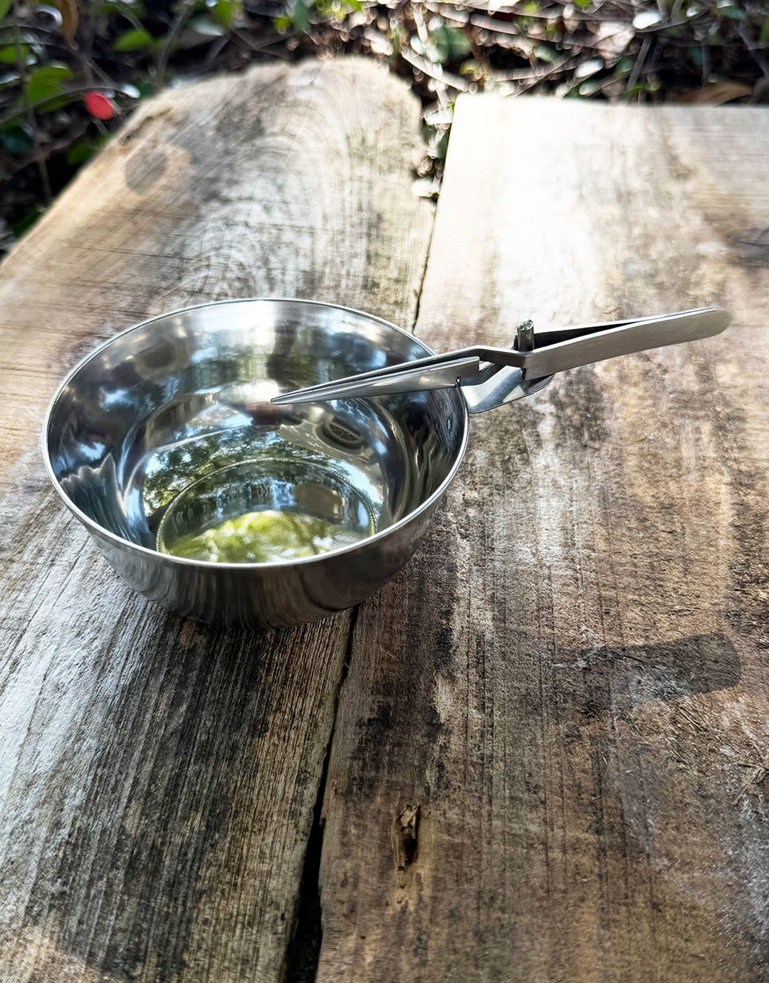 SO7000 = Cool Cup Soldering Cup with Tweezers