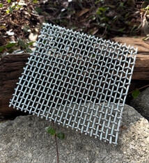 14.327 = Heavy Duty Metal Heating Screen for Tripod 6"x6"