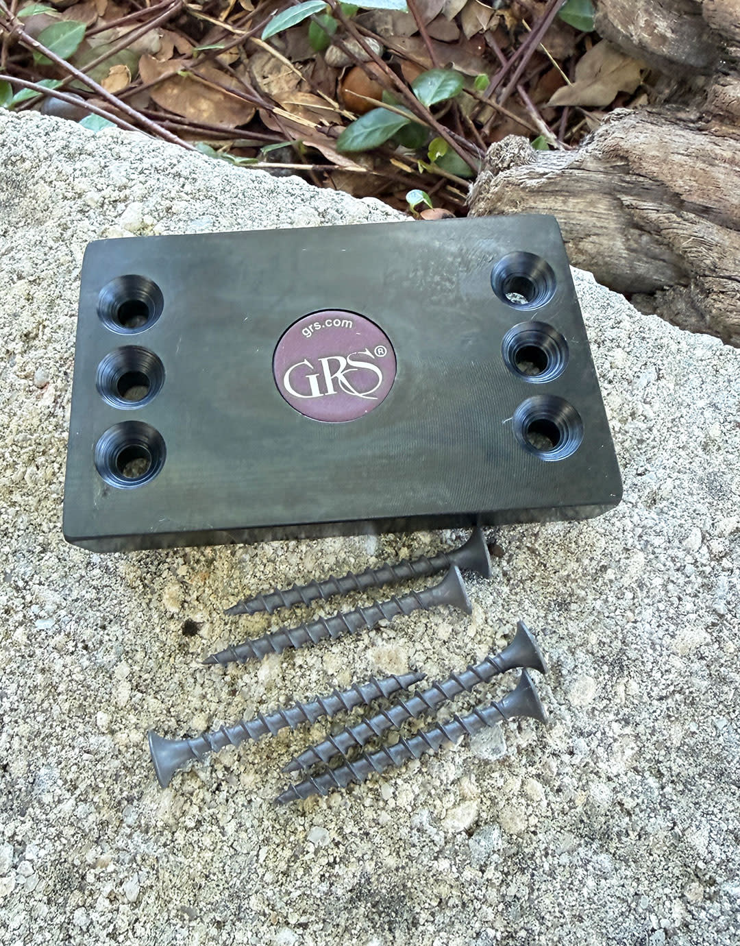 GRS G04557 = GRS MOUNTING PLATE for BENCHMATE