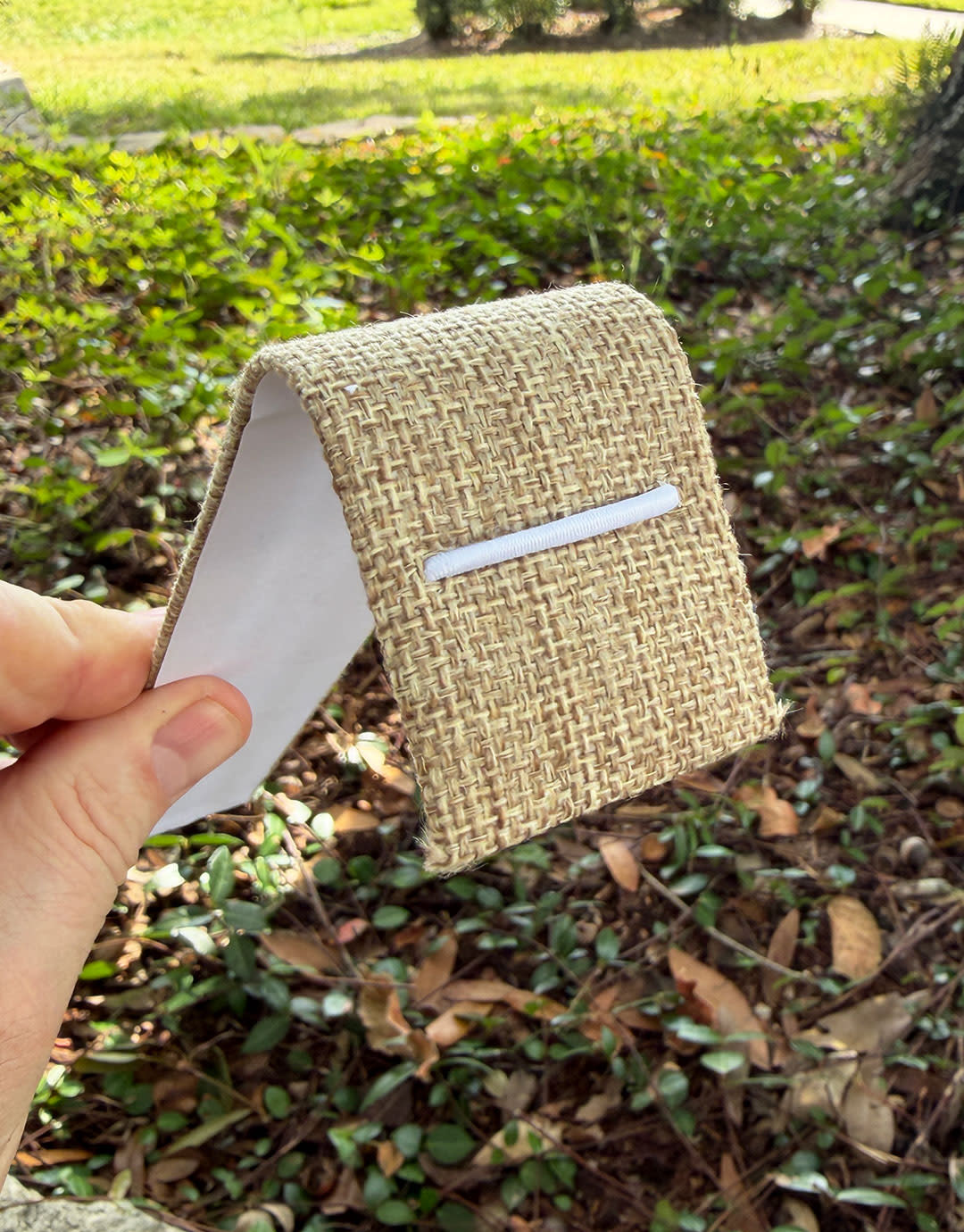 DBR3239 = Burlap Single Bracelet Ramp 1-1/2'' x 7-3/4''  (Pkg of 3)