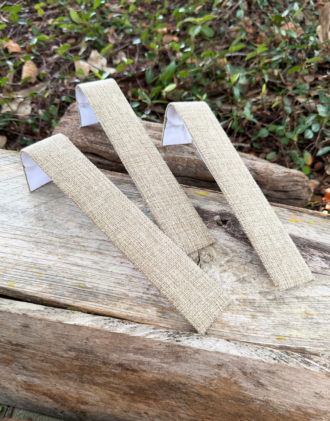 DBR3239 = Burlap Single Bracelet Ramp 1-1/2'' x 7-3/4''  (Pkg of 3)