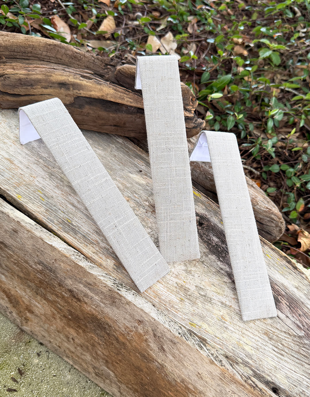 DBR7239 = Grey Linen Single Bracelet Ramp 1-1/2'' x 7-3/4''  (Pkg of 3)