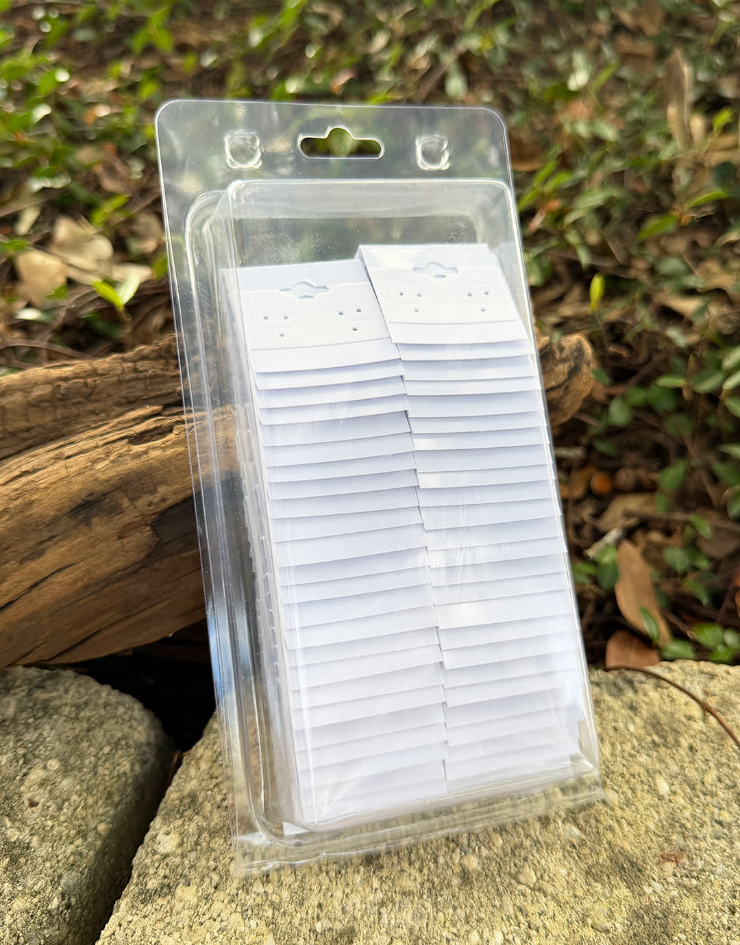 DER710 = Hanging Earring Cards White 1-1/2'' Plain (Pkg of 100)