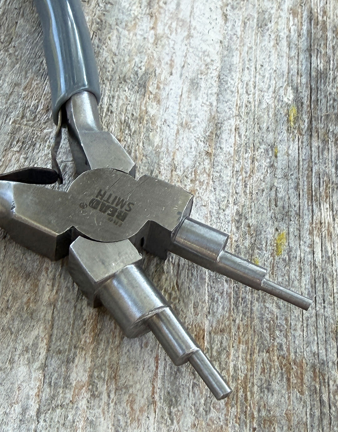 PL9360 = 6 in 1 Economy Looping Pliers