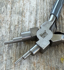 PL9360 = 6 in 1 ECONOMY LOOPING PLIER