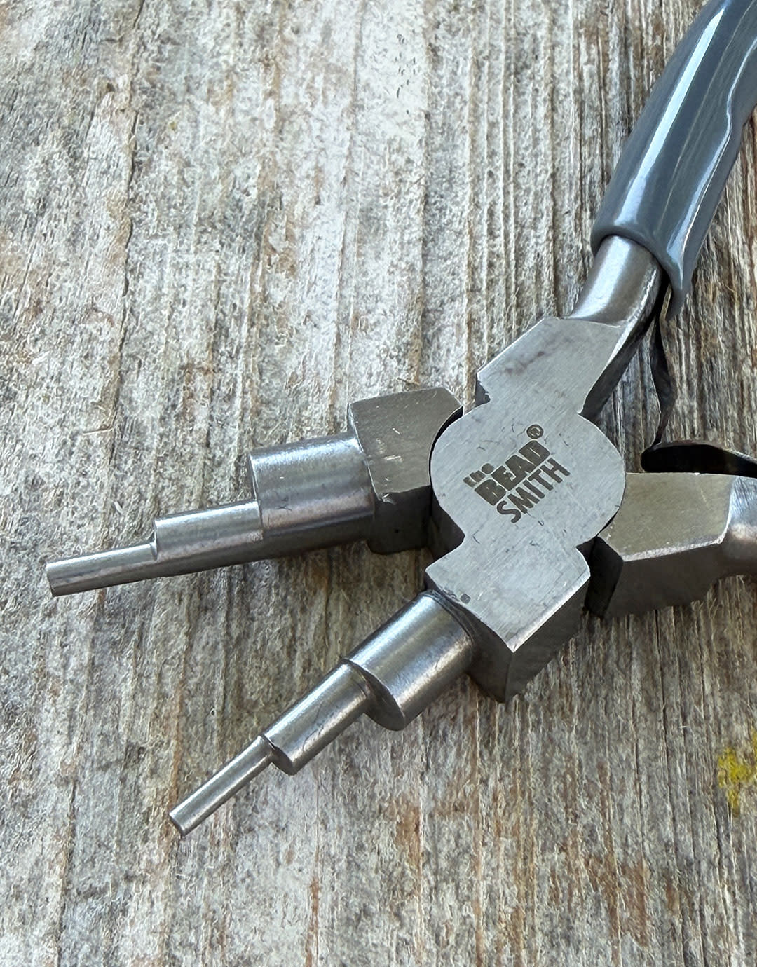 PL9360 = 6 in 1 Economy Looping Pliers