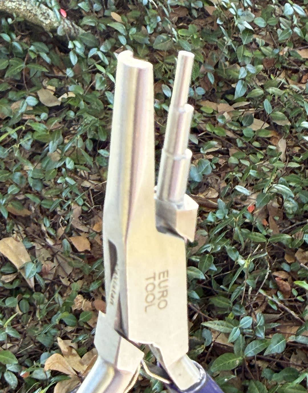 Eurotool PL7480 = Looping Pliers with Stepped Jaw and Concave Jaw by Eurotool