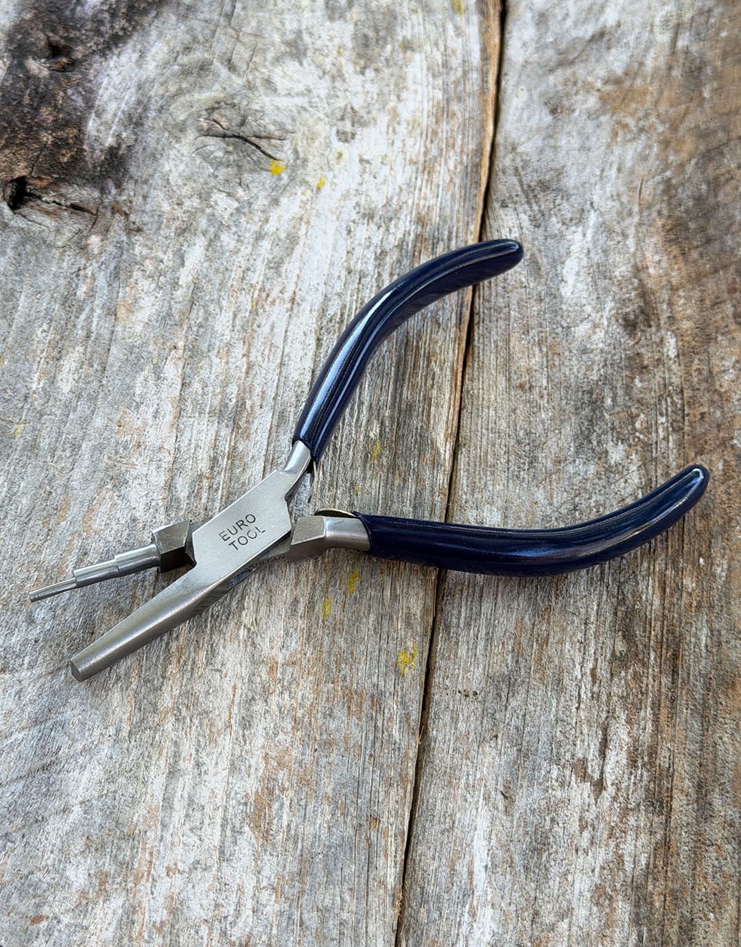 Eurotool PL7470 = Looping Pliers with Stepped Jaw and Flat Jaw by Eurotool