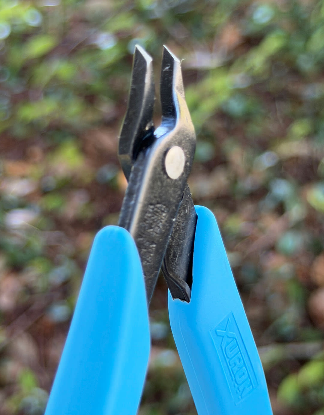 Xuron PL4487 = Jump Ring Plier with Chisel Nose by Xuron