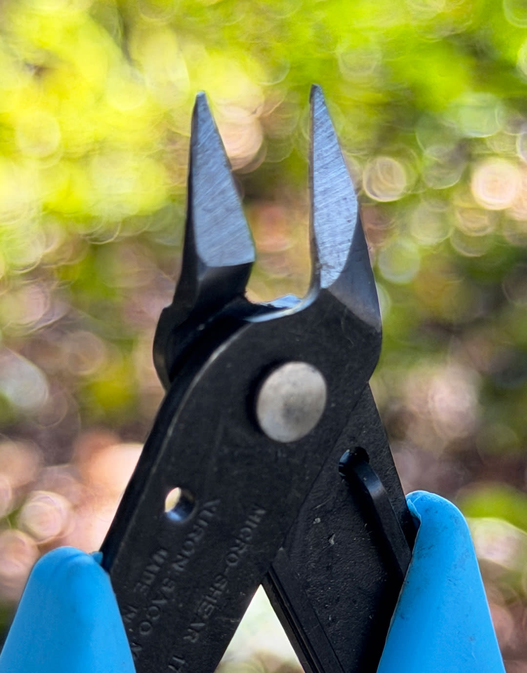 Xuron PL4170 = Xuron Flush Micro Cutting Shear