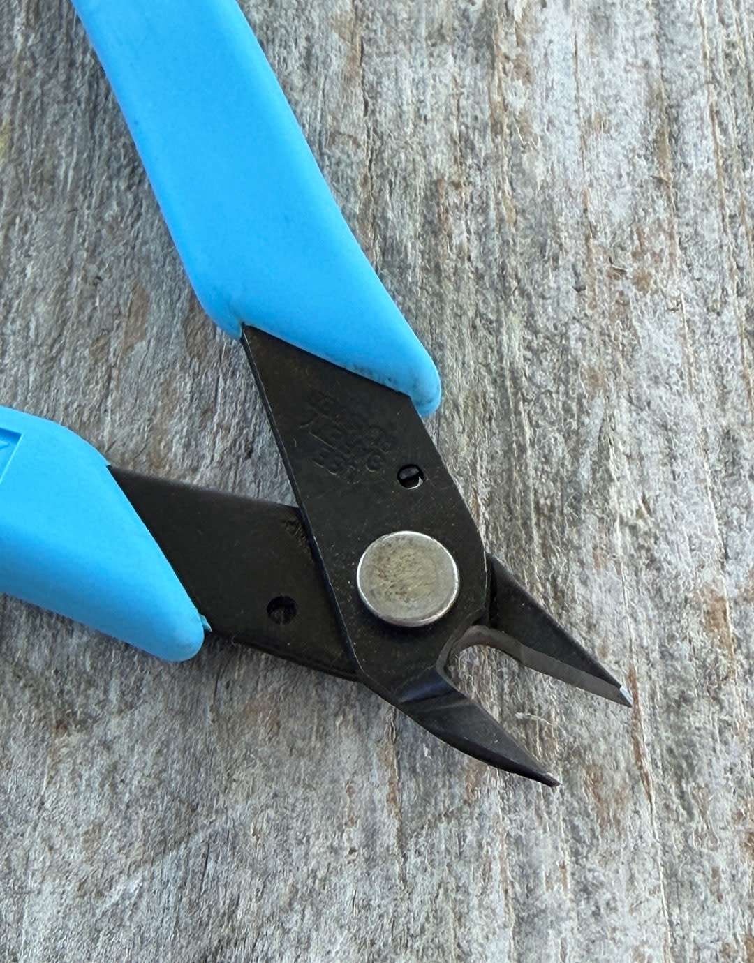 Xuron PL4170 = Xuron Flush Micro Cutting Shear