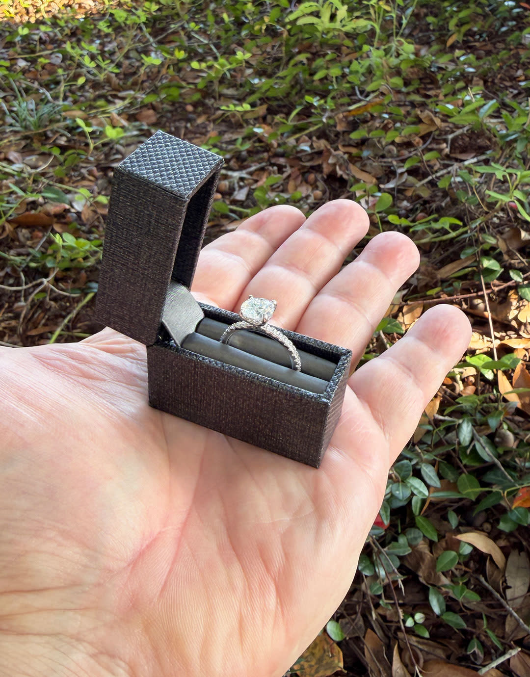 DBX6020 = Mini Proposal Engagement Ring Box Grey/Black