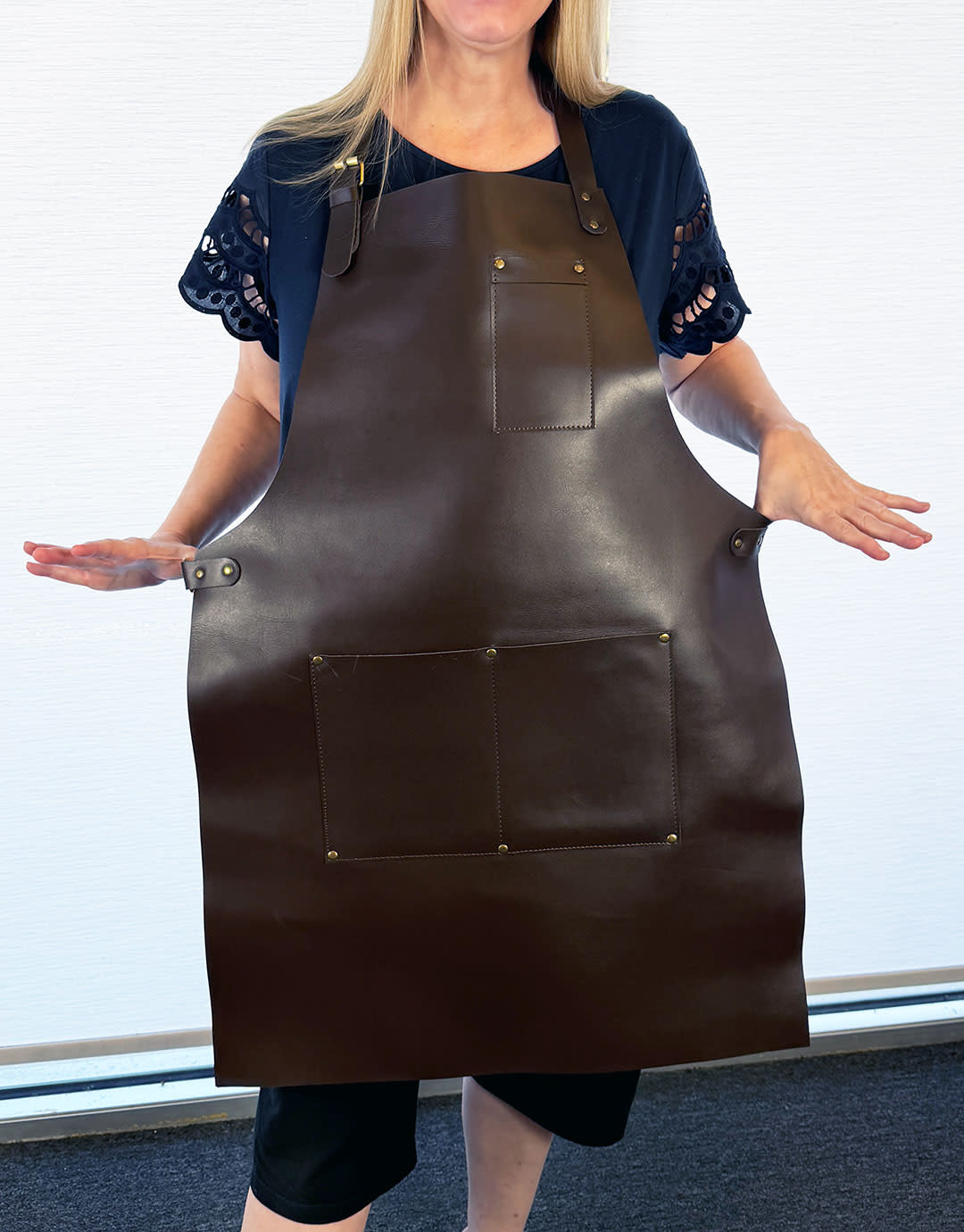 PS308 = Premium Leather Apron