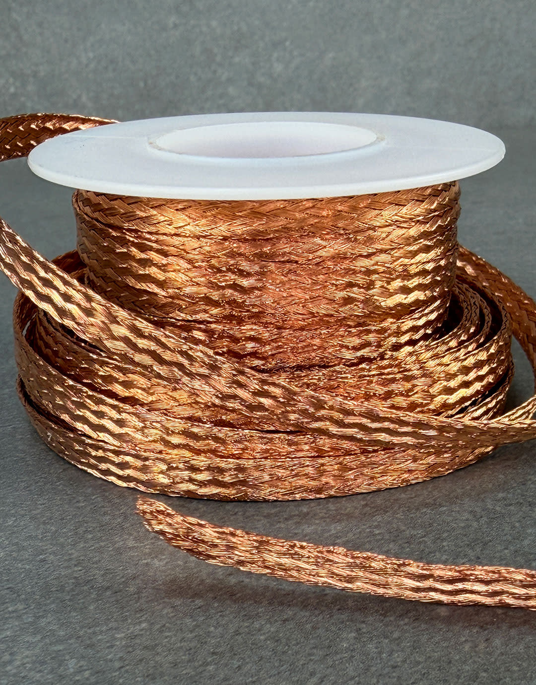 CPW111 = Copper Pattern Wire *Braided*  (6.4 x 0.5mm) = 1ft