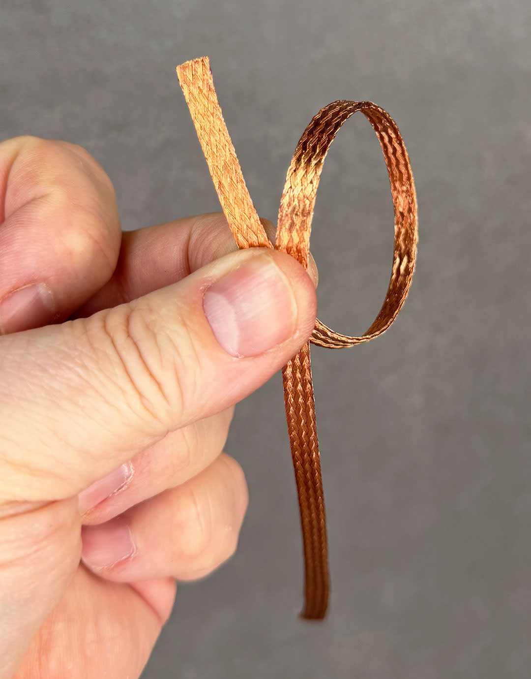 CPW111 = Copper Pattern Wire *Braided*  (6.4 x 0.5mm) = 1ft