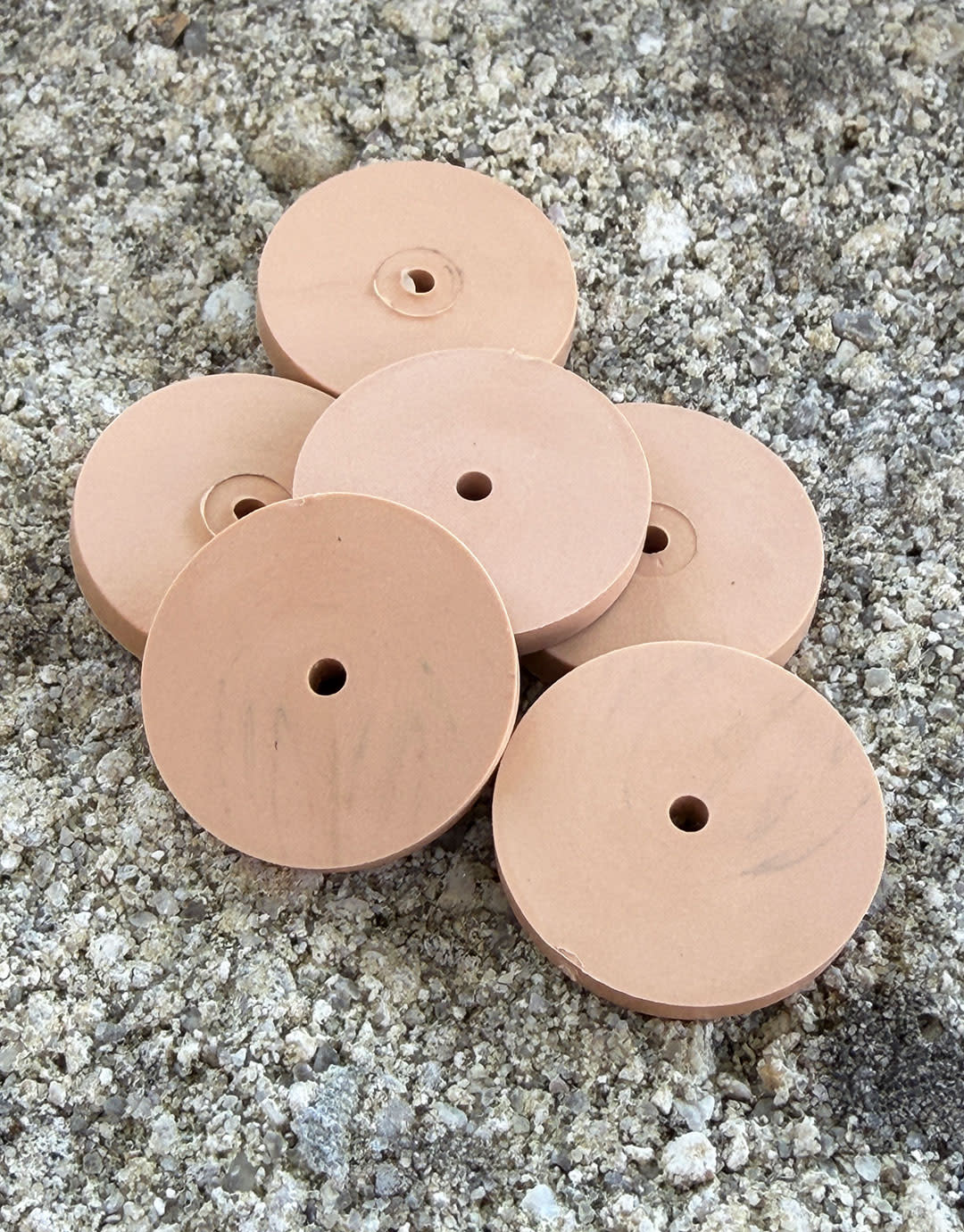 Dedeco ST9455 = Sunburst 7/8" x 1/8" Wheels - Peach 2500grit (pkg/6)