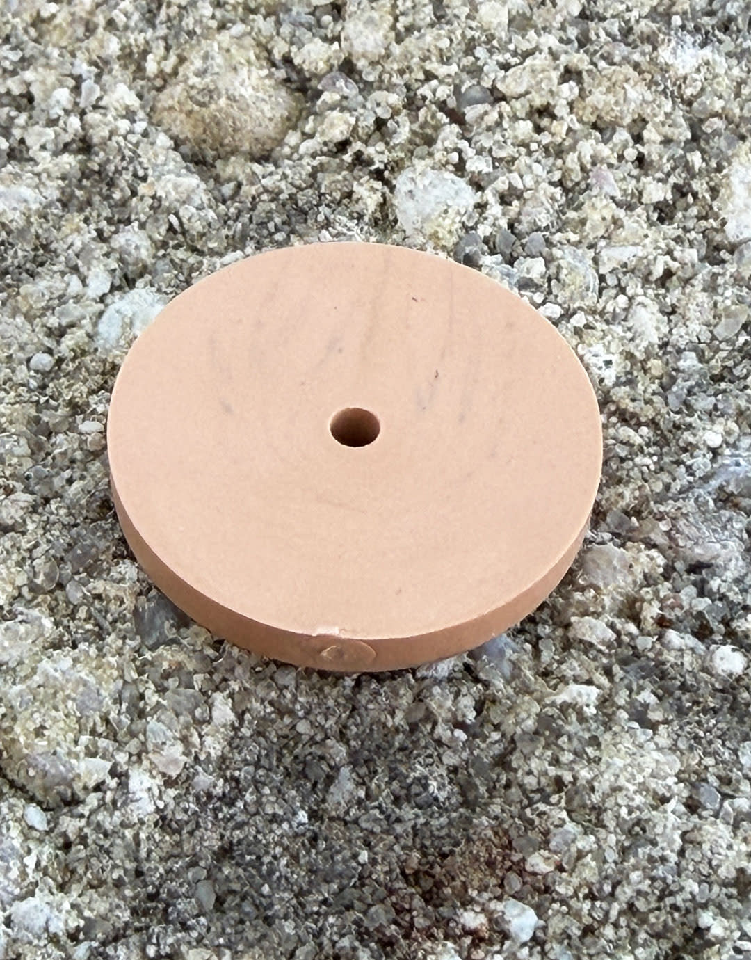 Dedeco ST9455 = Sunburst 7/8" x 1/8" Wheels - Peach 2500grit (pkg/6)