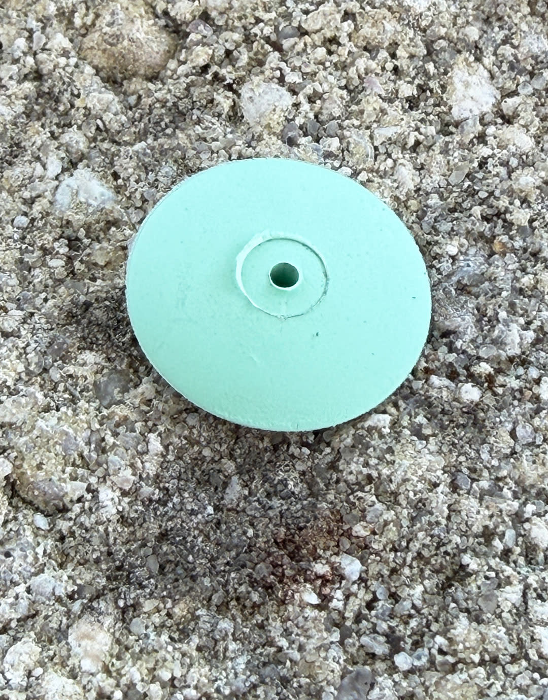 Dedeco ST9475 = Sunburst 7/8" x 1/8" Knife Wheels - Light Green 14000grit (pkg/6)