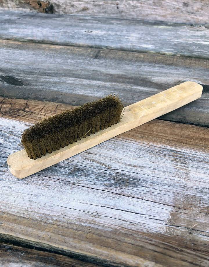 BU3101 = Brass Hand Brush with 4 Row