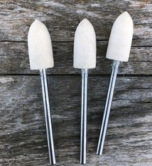 17.120 = Mounted Felt Cone 3/32" Shank (Pkg of 3)