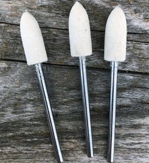 17.124 = Mounted Felt Narrow Point  3/32'' Shank (Pkg of 3)