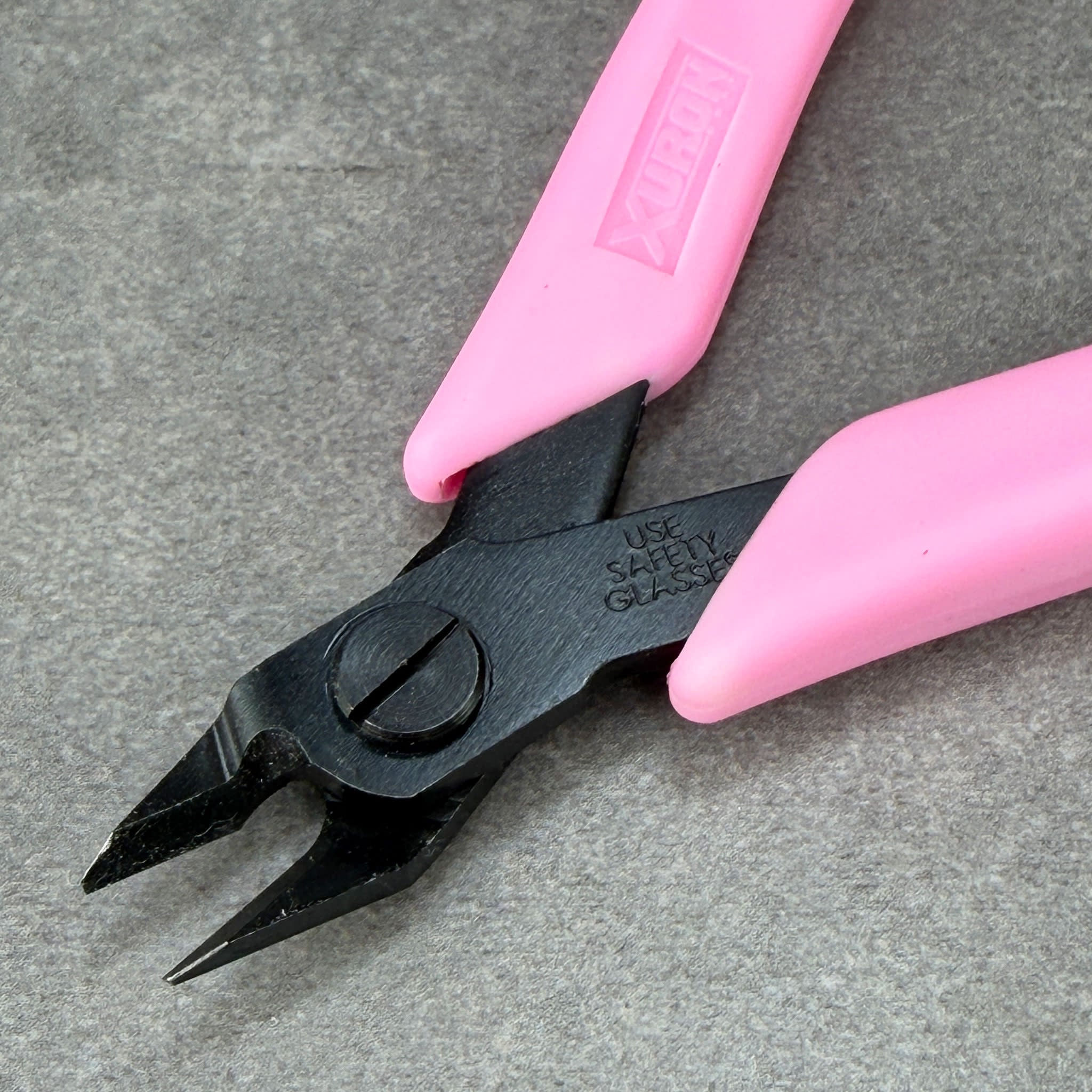 Xuron PL49200P = Xuron Tapered Head Flush Cutting Micro Shear with Pink Handles