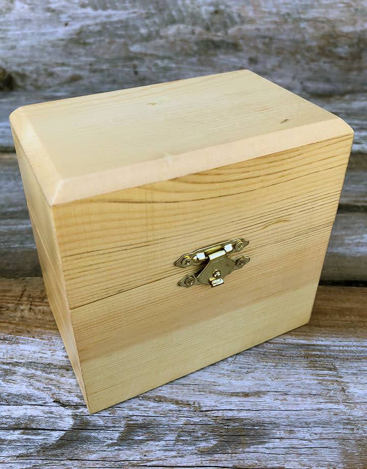 56.748 = Wood Storage Box for Gold Testing Solutions