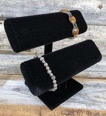 DBR1196 = Bracelet T-Bar Double Oval Black Value Velvet