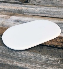 DIS6312 = White Leatherette Oval Display Pad 4'' x 7''