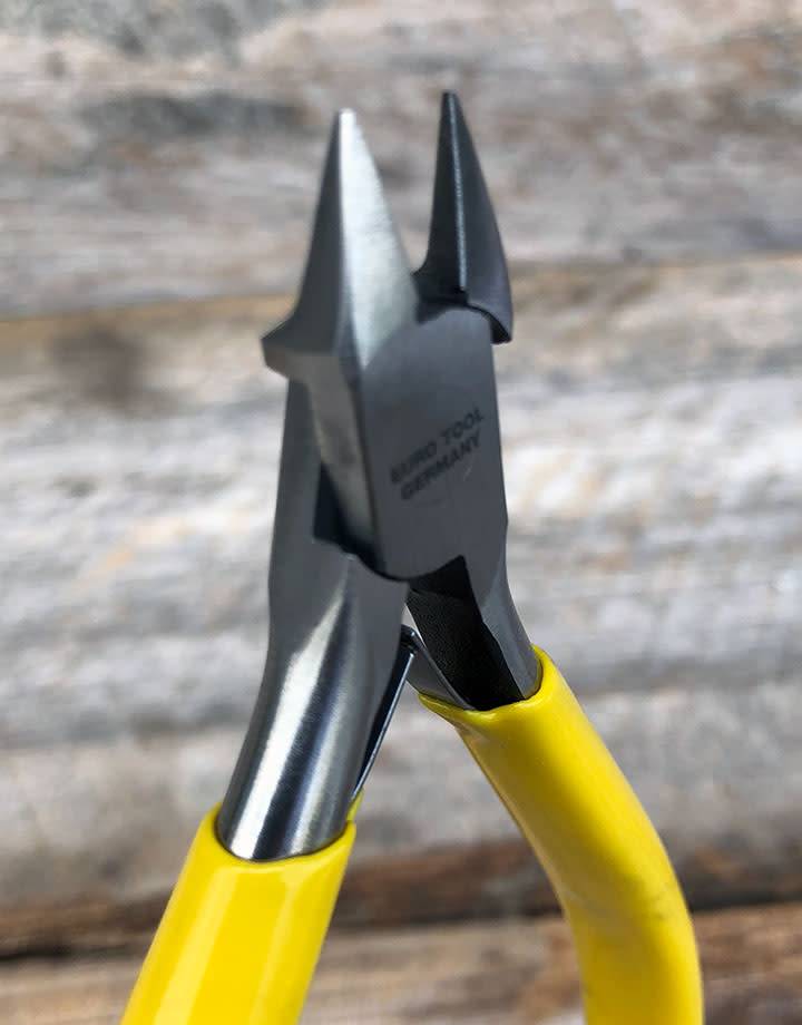 PL1575 = Pointed Flush Sidecutter with Hardened Jaws (German Made)