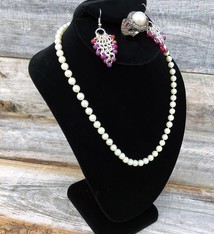 DCH1716 = Black Value Velvet Necklace Bust with Earring Flap & Ring Clip 10''H