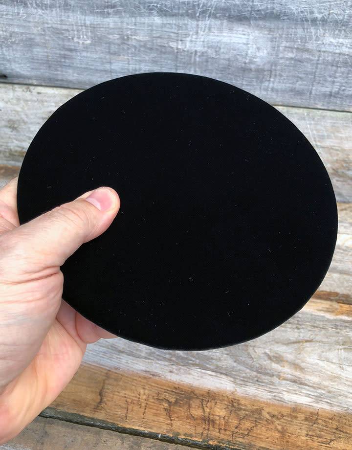 DIS1317 = Black Value Velvet Round Display Pad 7'' (Pkg of 3)