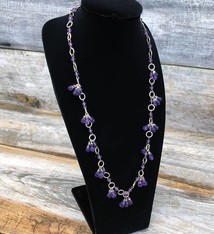 DCH1826 = VELVET NECKLACE BUST 9-1/4'' H