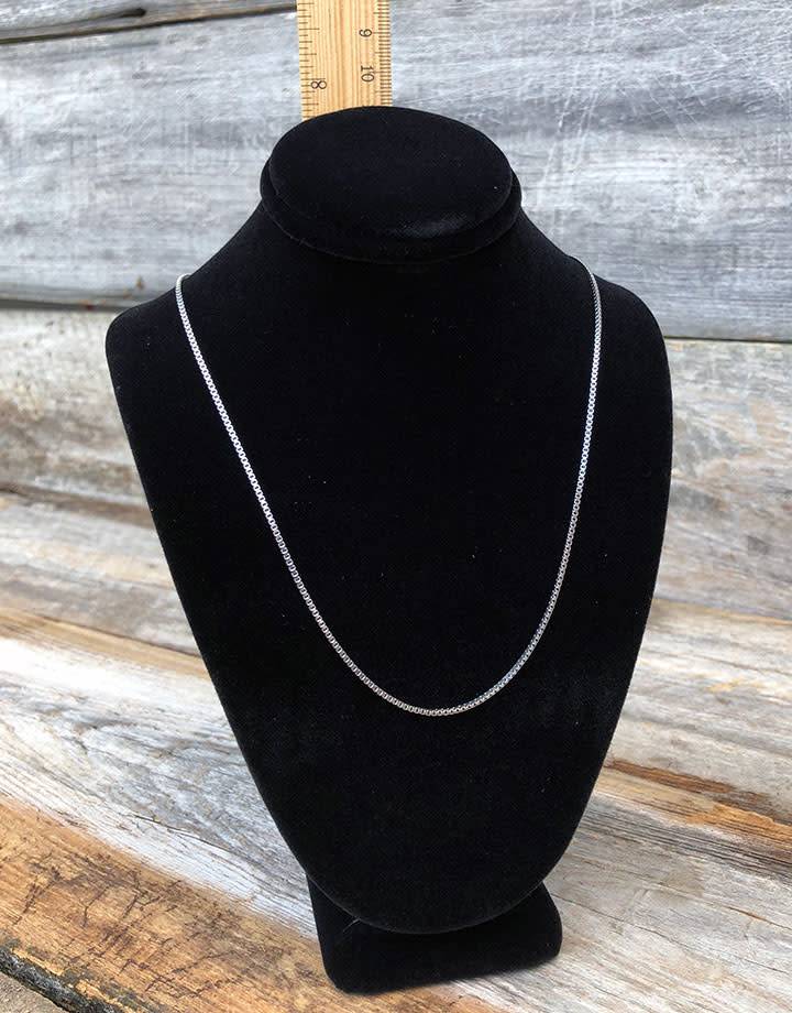 DCH1893 = Black Velvet Necklace Bust 7''H